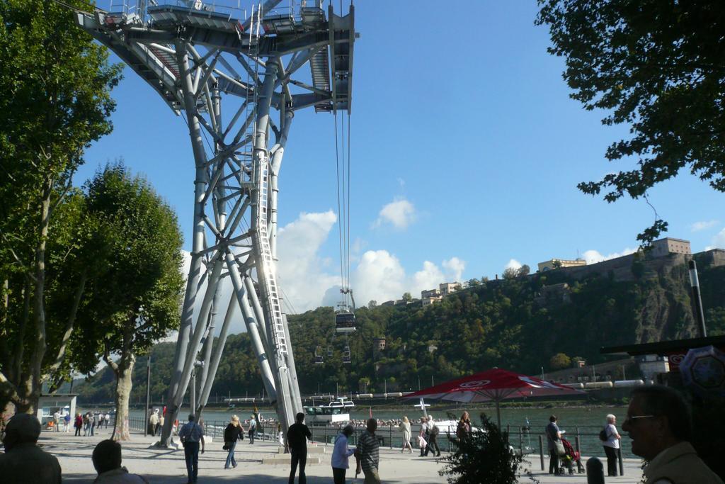 Ferienwohnungen Im Moseltal Löf エクステリア 写真